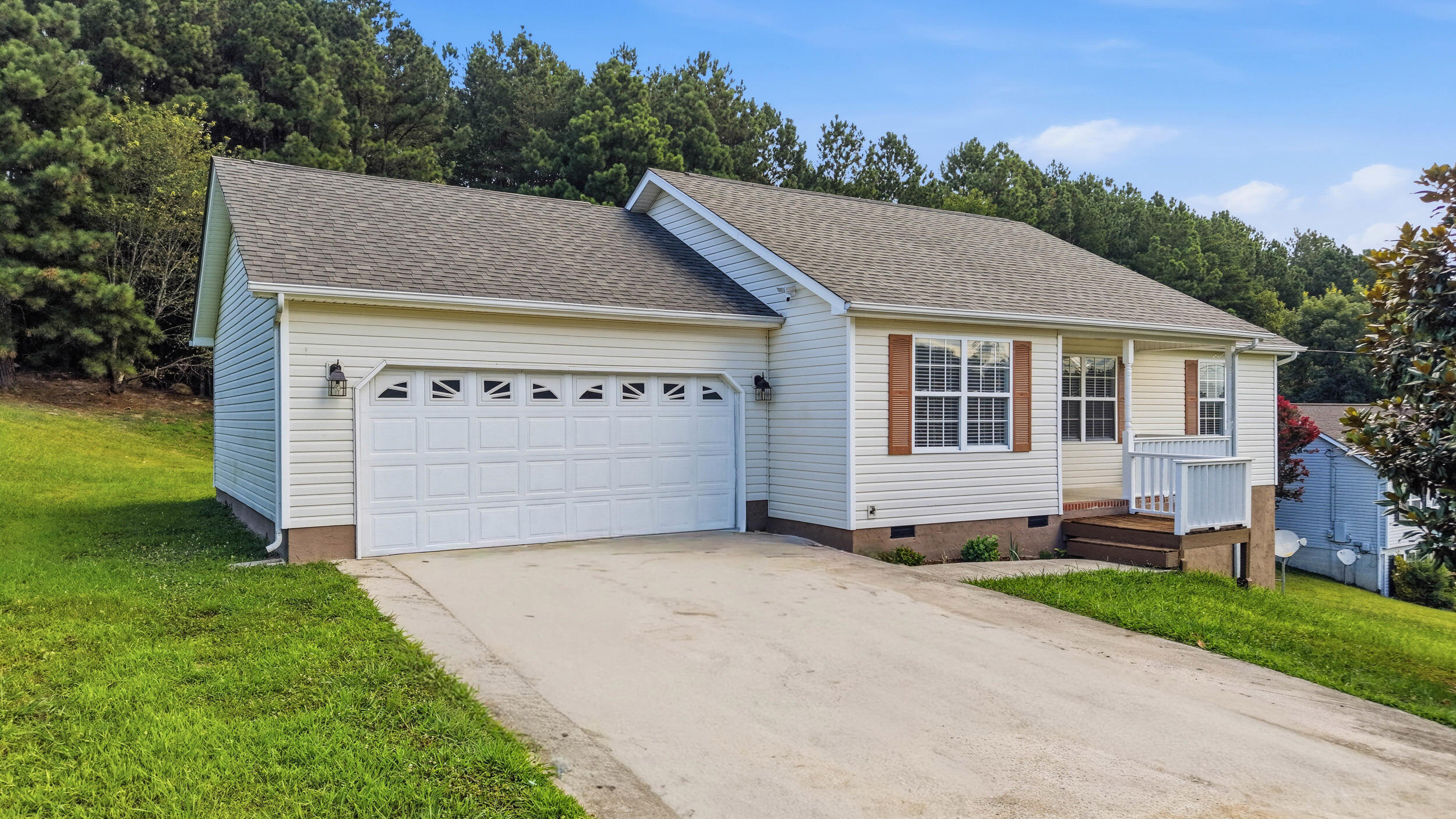 205 Pinewood Drive Rock Spring, GA 30739 - Photo 1 of 31 205 pinewood dr-1