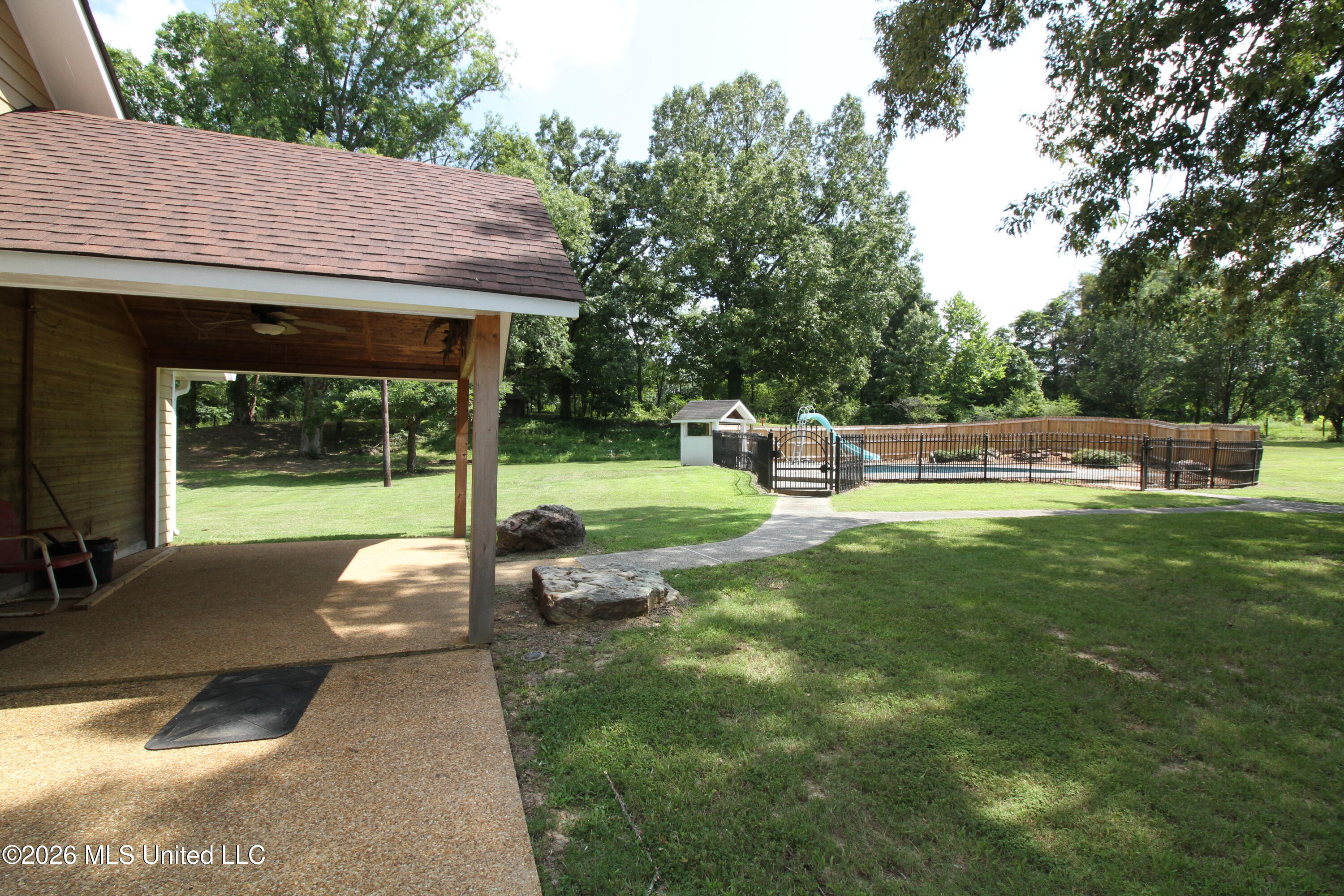 903 Shinault Road Byhalia, MS 38611 - Photo 24 of 28 IMG_7679