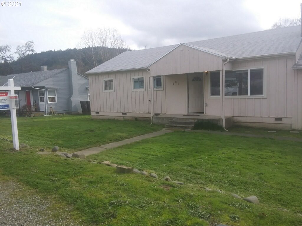 631 East 2nd Avenue Riddle, OR 97469 - Photo 18 of 18