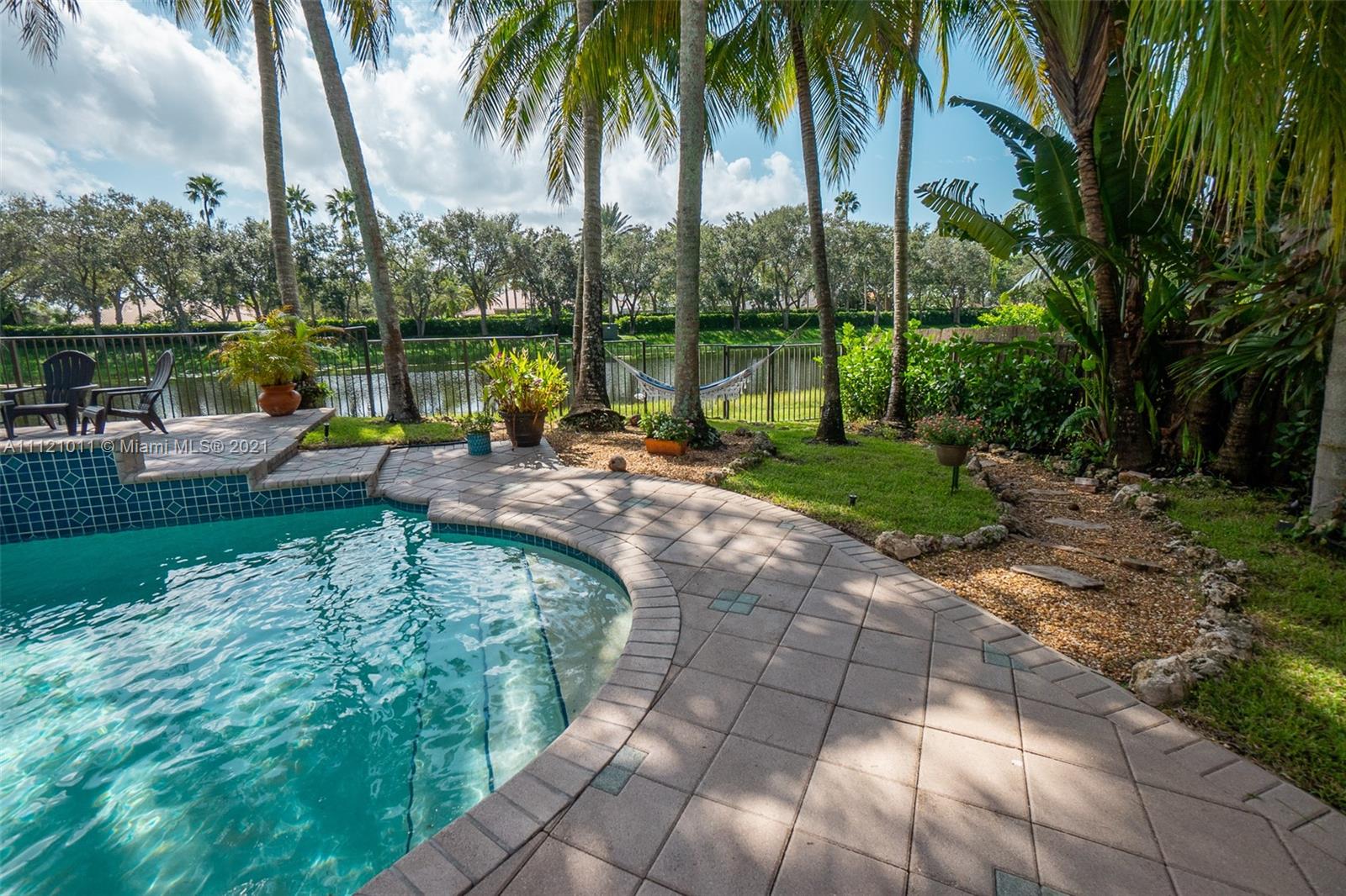 2667 Riviera Manor Weston, FL 33332 - Photo 22 of 48 Gallery Image 22