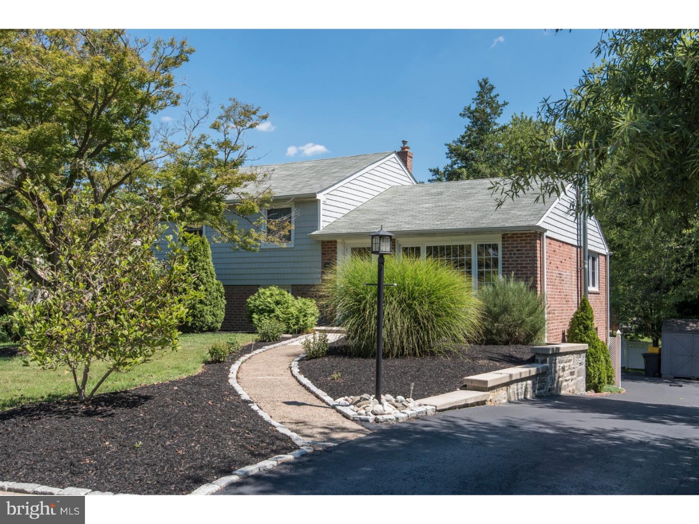 843 Rhoads Drive Springfield, PA 19064 - Photo 2 of 22 Exterior Front