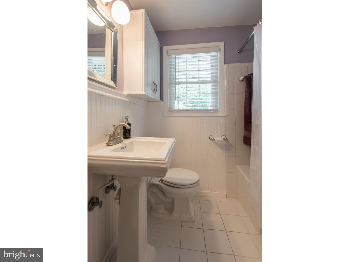 843 Rhoads Drive Springfield, PA 19064 - Photo 17 of 22 Bathroom