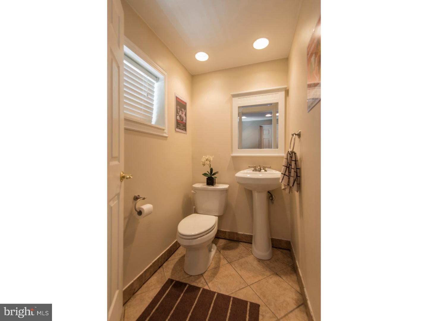843 Rhoads Drive Springfield, PA 19064 - Photo 18 of 22 Bathroom