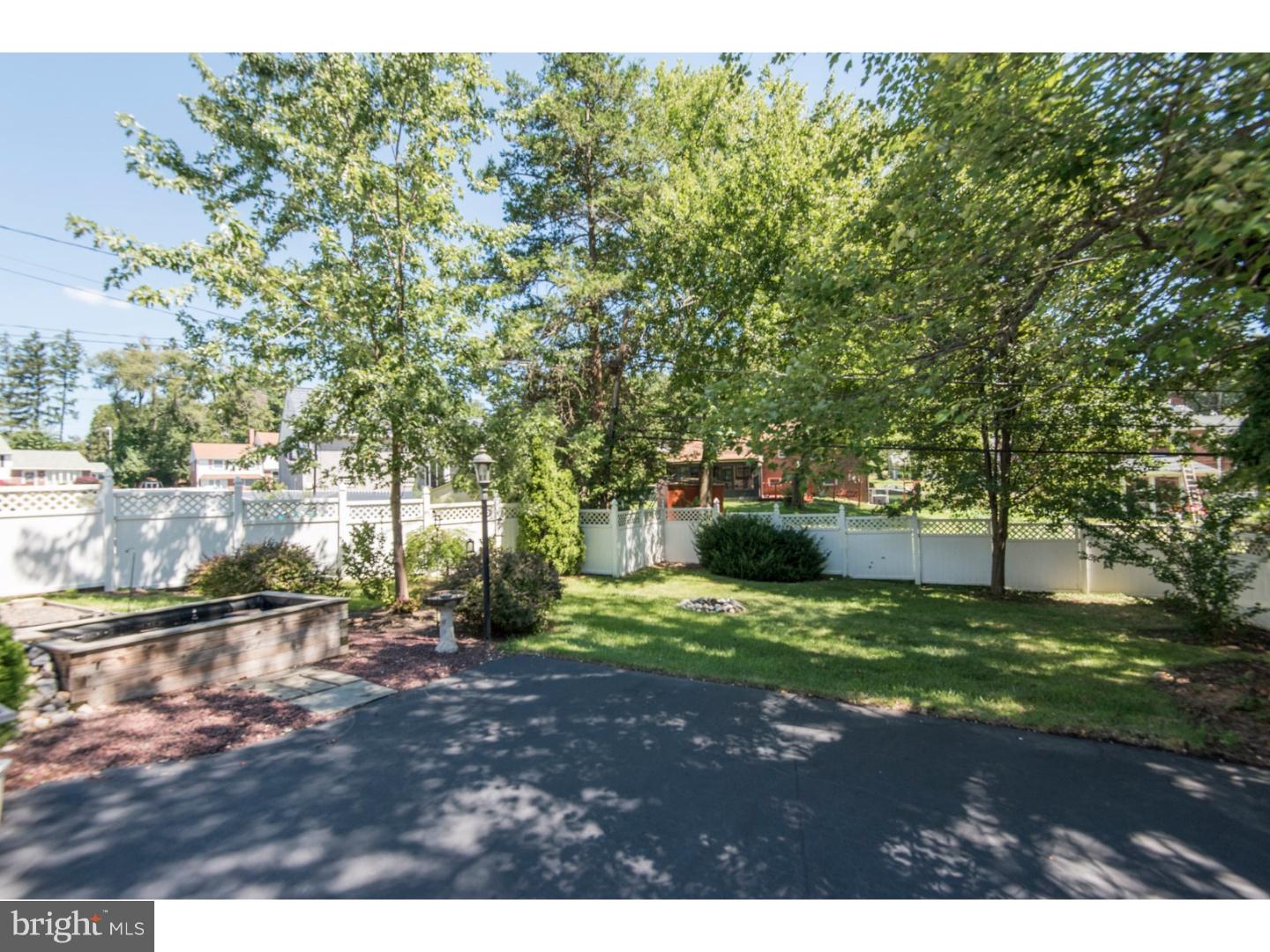 843 Rhoads Drive Springfield, PA 19064 - Photo 21 of 22 Back Yard