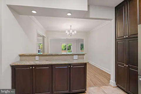 $975,000 | 3231 Sutton Place Northwest, Unit D, Washington, DC 20016