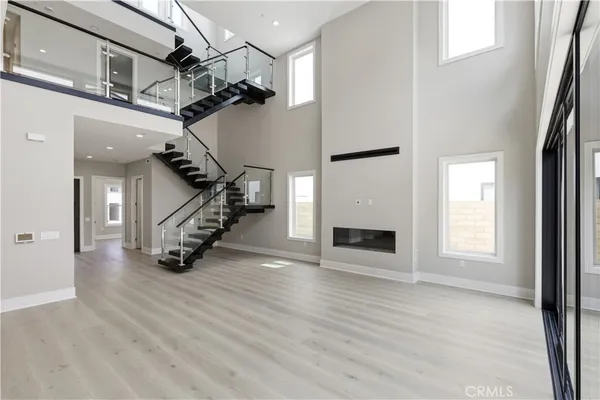 $3,199,000 | 156 Apron, Irvine, CA 92618