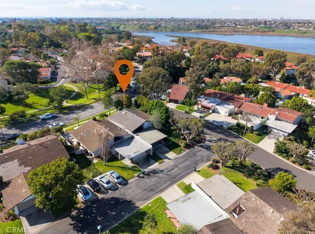 $7,300 | 401 Onda, Newport Beach, CA 92660