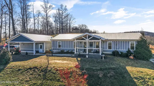 $675,000 | 1914 Pleasant Ridge Road, La Follette, TN 37766