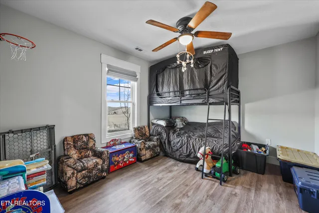 $675,000 | 1914 Pleasant Ridge Road, La Follette, TN 37766