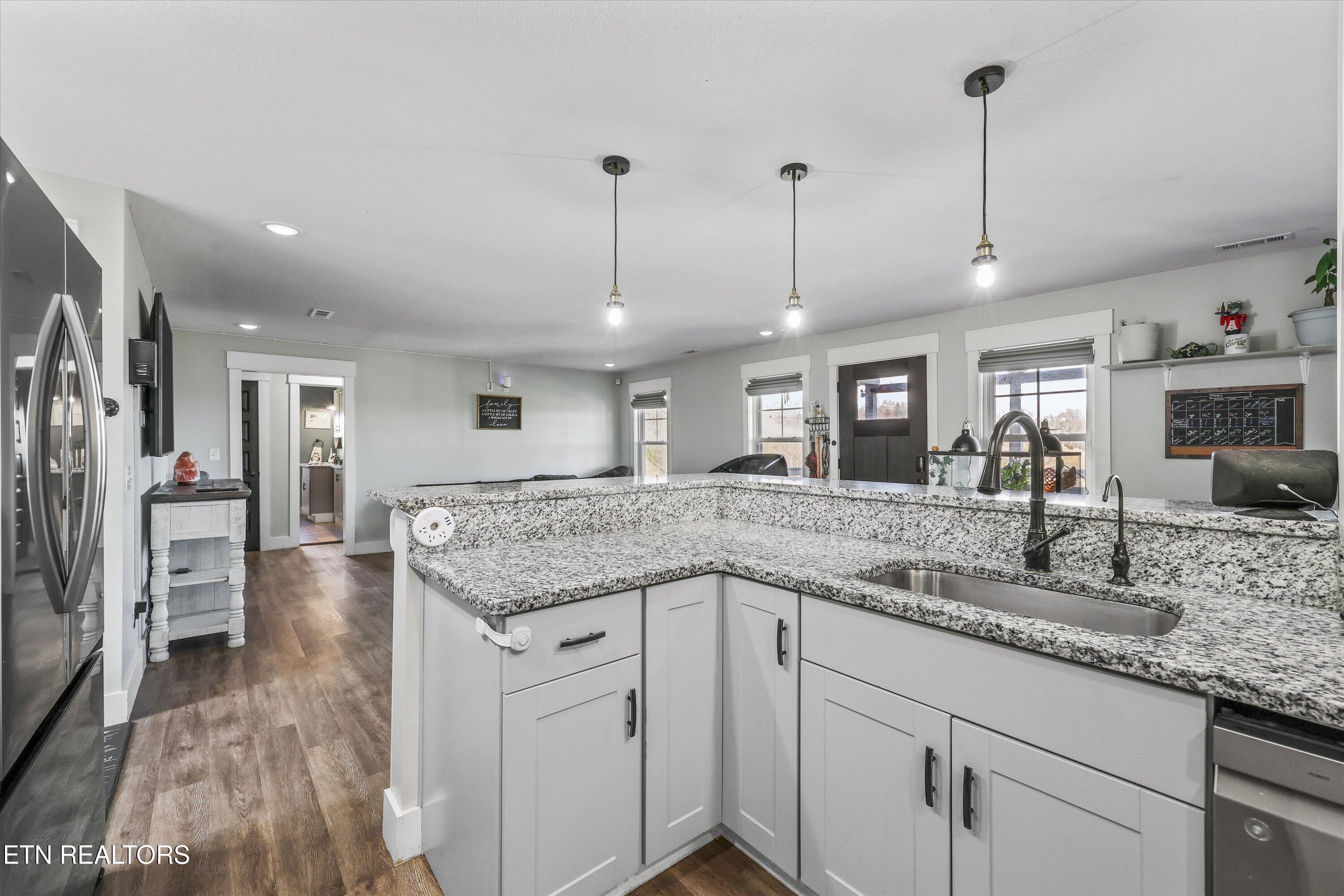 1914 Pleasant Ridge Road La Follette, TN 37766 - Photo 5 of 34 08-1914 Pleasant Ridge Rd07