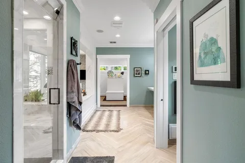 $2,100,000 | 6842 Merrilee Lane, Dallas, TX 75214