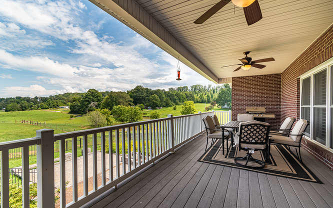 2506 Grey Ridge Road Maryville, TN 37801 - Photo 13 of 34 2506 Grey Ridge Rd Maryville-small-013-0