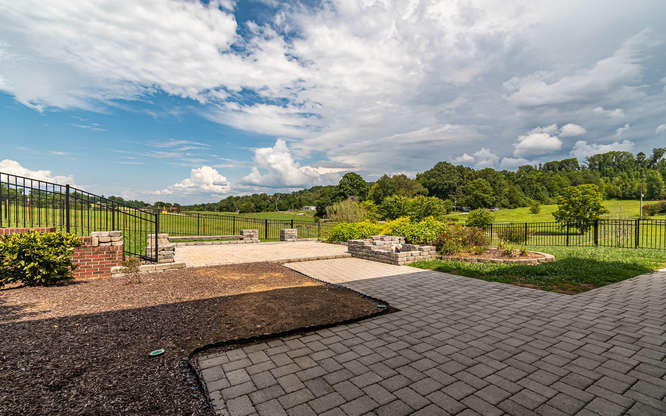 2506 Grey Ridge Road Maryville, TN 37801 - Photo 27 of 34 2506 Grey Ridge Rd Maryville-small-027-0