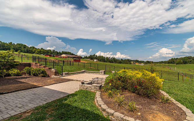 2506 Grey Ridge Road Maryville, TN 37801 - Photo 28 of 34 2506 Grey Ridge Rd Maryville-small-028-0