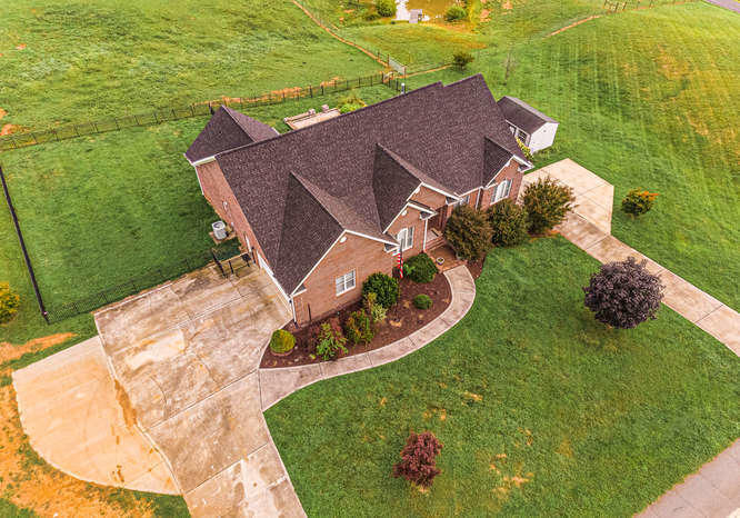 2506 Grey Ridge Road Maryville, TN 37801 - Photo 33 of 34 2506 Grey Ridge Rd Maryville-small-033-0