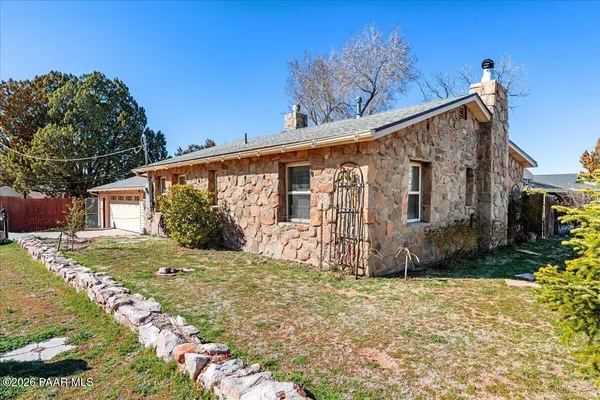 $645,000 | 144 South Penn Avenue, Prescott, AZ 86303