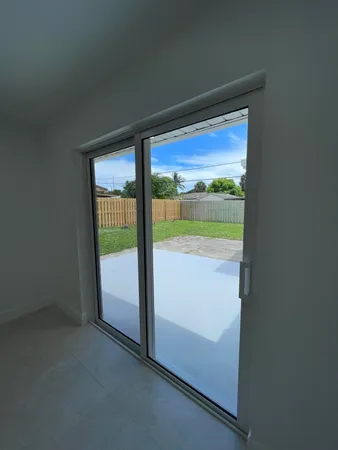 $2,000 | 127 1st Avenue, Indialantic, FL 32903