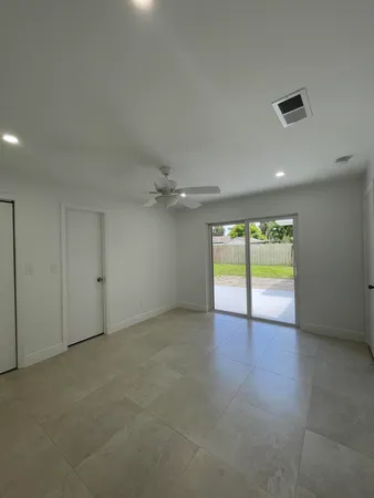 $2,000 | 127 1st Avenue, Indialantic, FL 32903