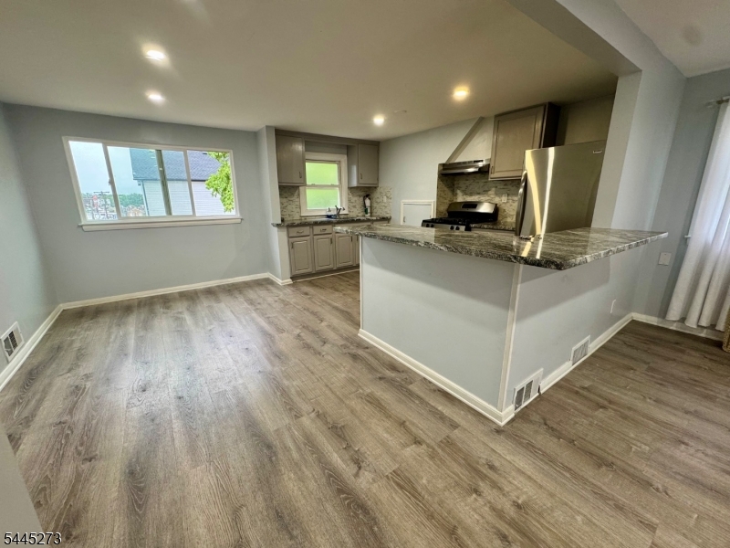347 East 29th Street, Unit 2 Paterson, NJ 07514 - Photo 13 of 21