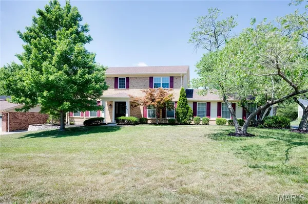 $4,200 | 327 Royal Village Drive, Manchester, MO 63011
