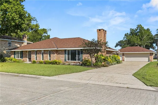$299,000 | 102 Apple Court, Luling, LA 70070