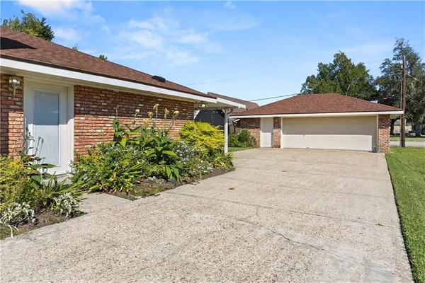 $299,000 | 102 Apple Court, Luling, LA 70070