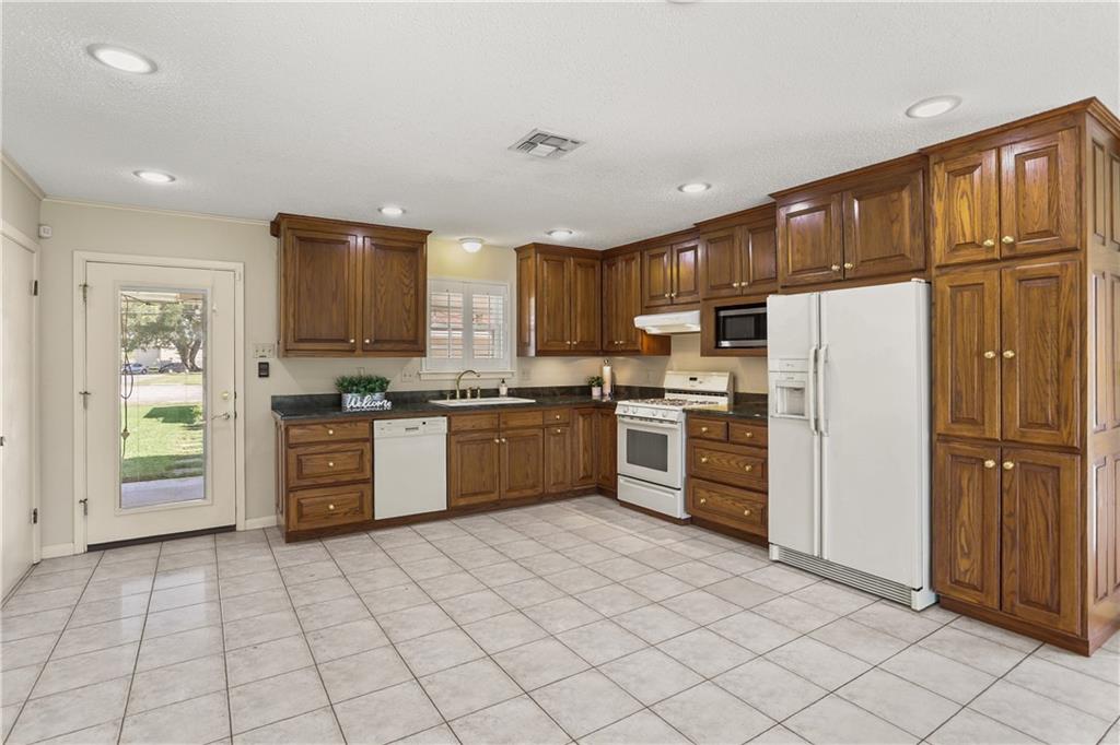 102 Apple Court Luling, LA 70070 - Photo 8 of 25