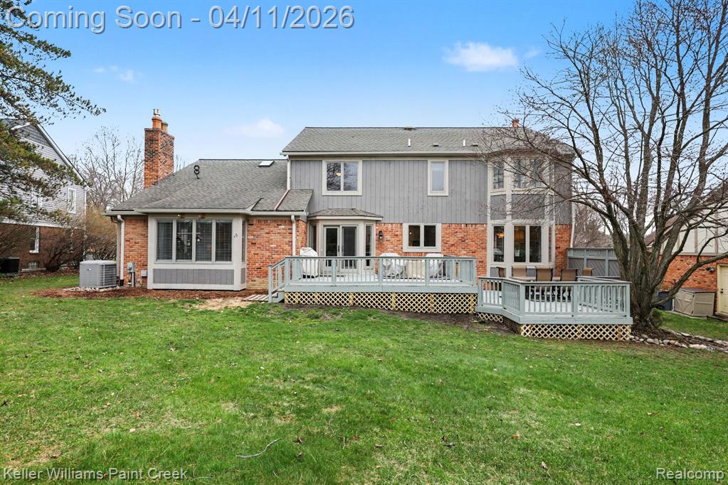 2555 Lambeth Park Rochester Hills, MI 48306 - Photo 27 of 33