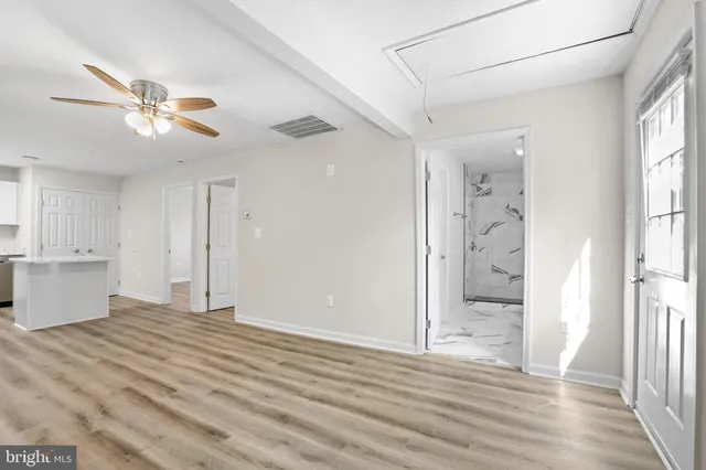 $1,995 | 442 Bridgewater Street, Unit B, Fredericksburg, VA 22401