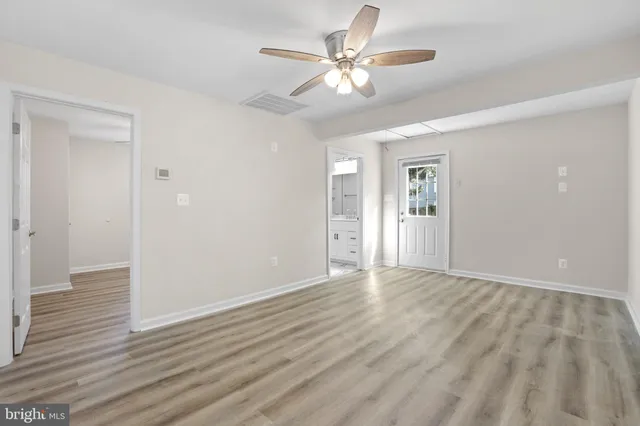 $1,995 | 442 Bridgewater Street, Unit B, Fredericksburg, VA 22401