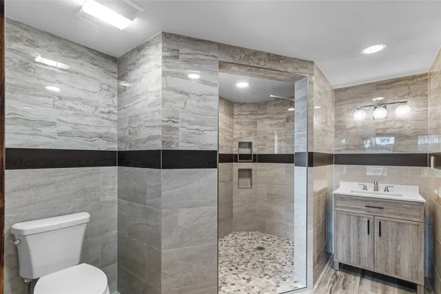 $445,000 | 220 County Road 139A, Burnet, TX 78611