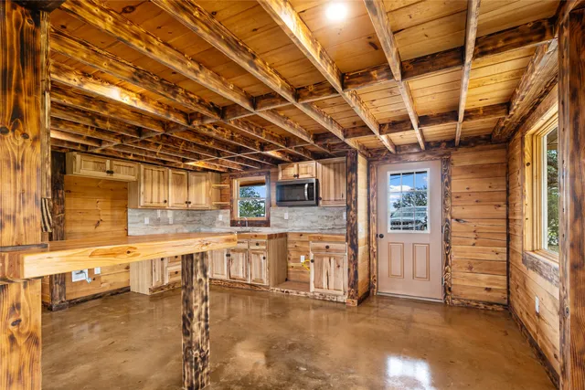 $445,000 | 220 County Road 139A, Burnet, TX 78611