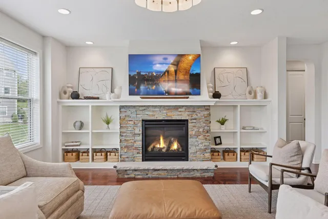 $930,000 | 5275 Niagara Lane, Plymouth, MN 55446