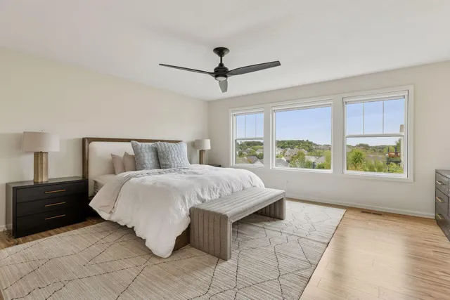 $930,000 | 5275 Niagara Lane, Plymouth, MN 55446