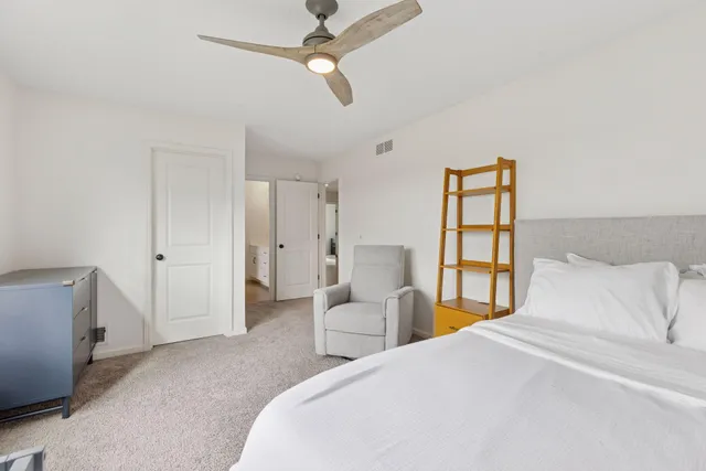 $930,000 | 5275 Niagara Lane, Plymouth, MN 55446