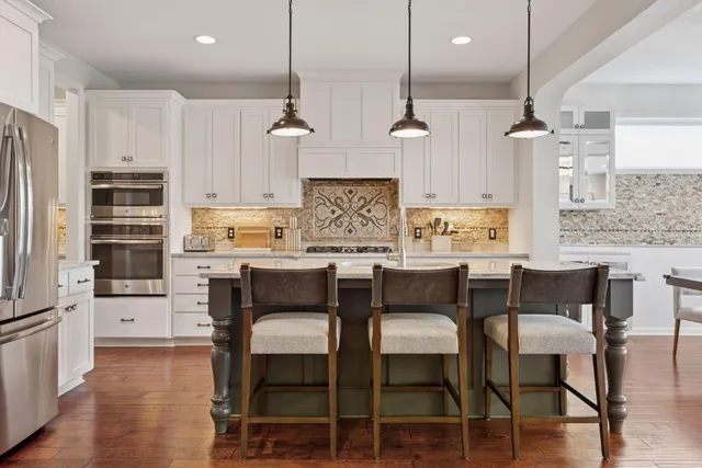 $930,000 | 5275 Niagara Lane, Plymouth, MN 55446