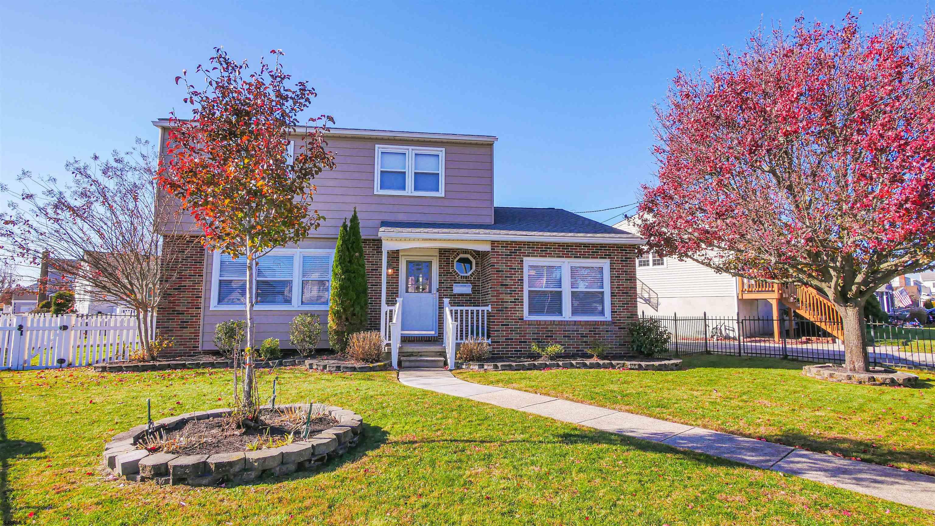 502 North Oxford Ave