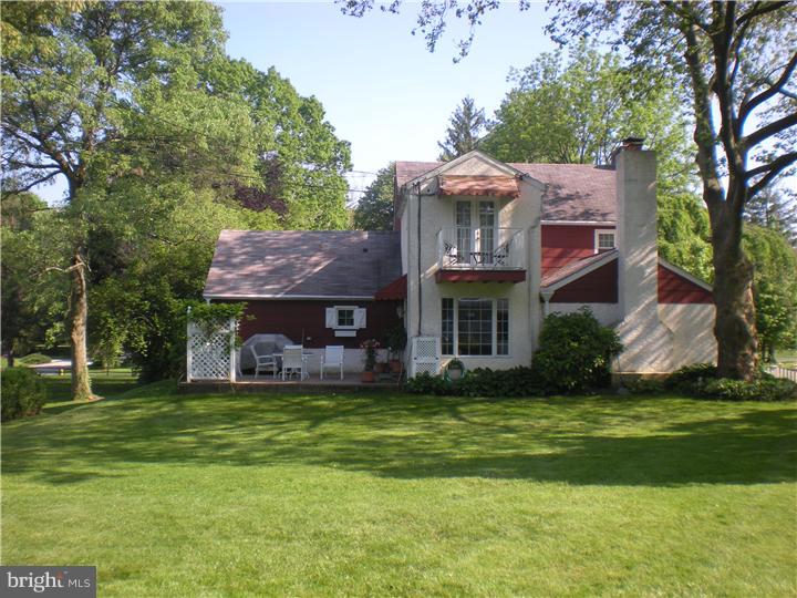 9 Plush Mill Road Wallingford, PA 19086 - Photo 6 of 25 Exterior Back