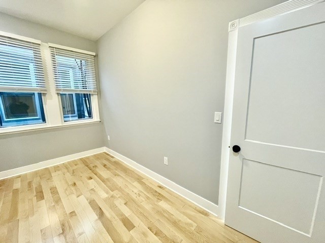 301 North Street, Unit 5 Boston, MA 02113 - Photo 12 of 18 a view of an empty room