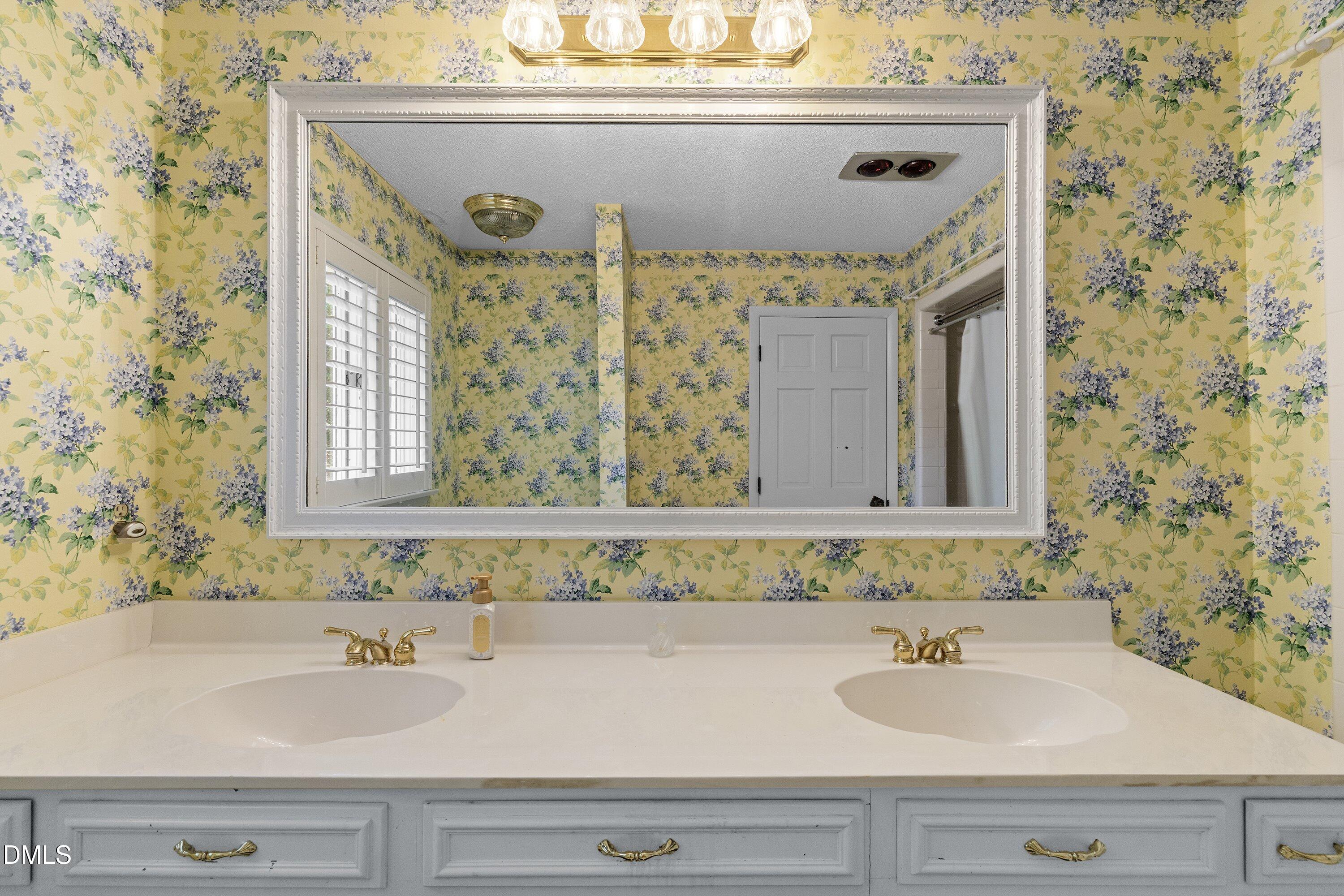3211 Plantation Road Raleigh, NC 27609 - Photo 32 of 54 32-3211 Plantation Rd _3580