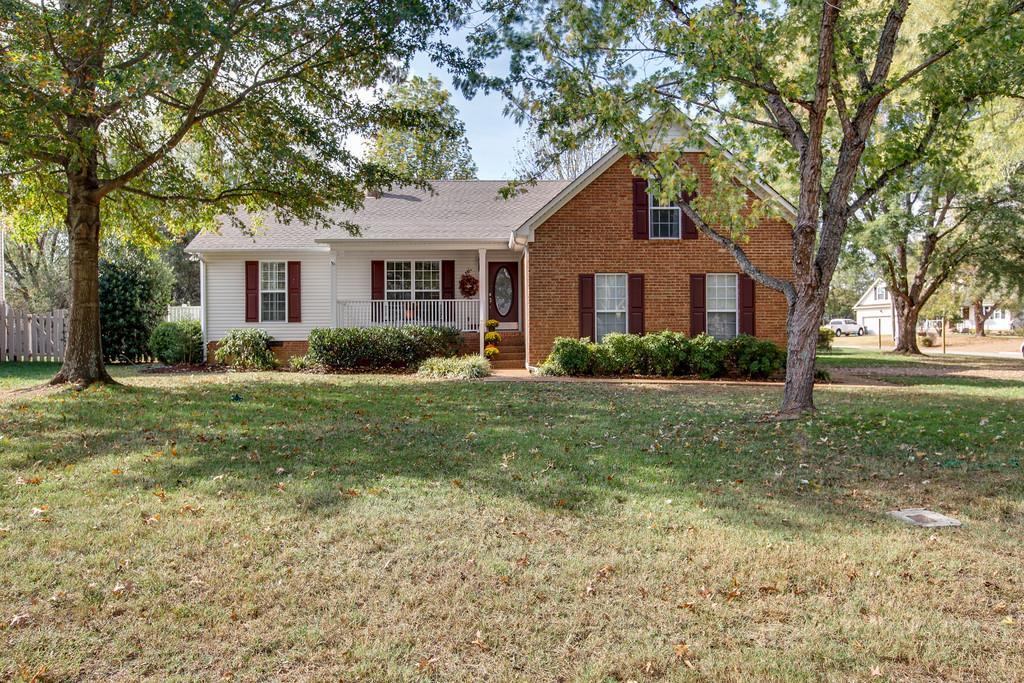 2013 Spring Meadow Circle Spring Hill, TN 37174 - Photo 1 of 23 Gallery Image 1