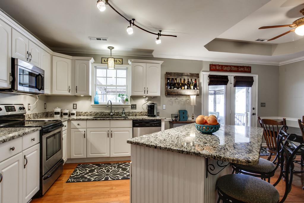 2013 Spring Meadow Circle Spring Hill, TN 37174 - Photo 6 of 23 Gallery Image 6