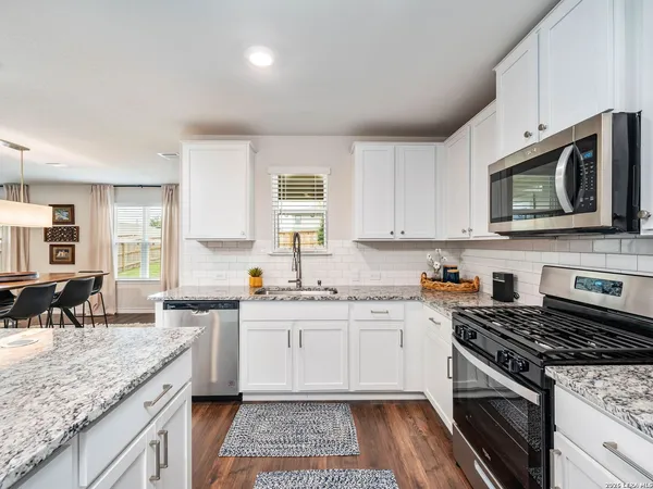 $3,450 | 22607 Green Jacket, San Antonio, TX 78261