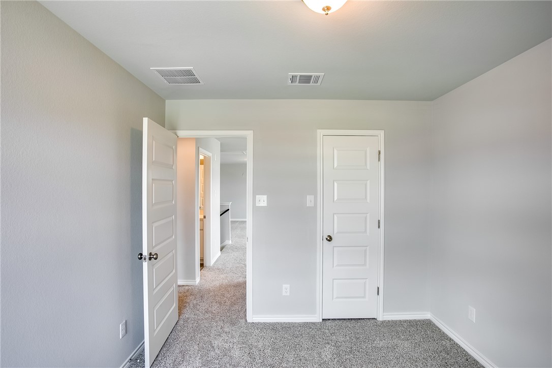 216 Batjac Alley Jarrell, TX 76537 - Photo 22 of 30