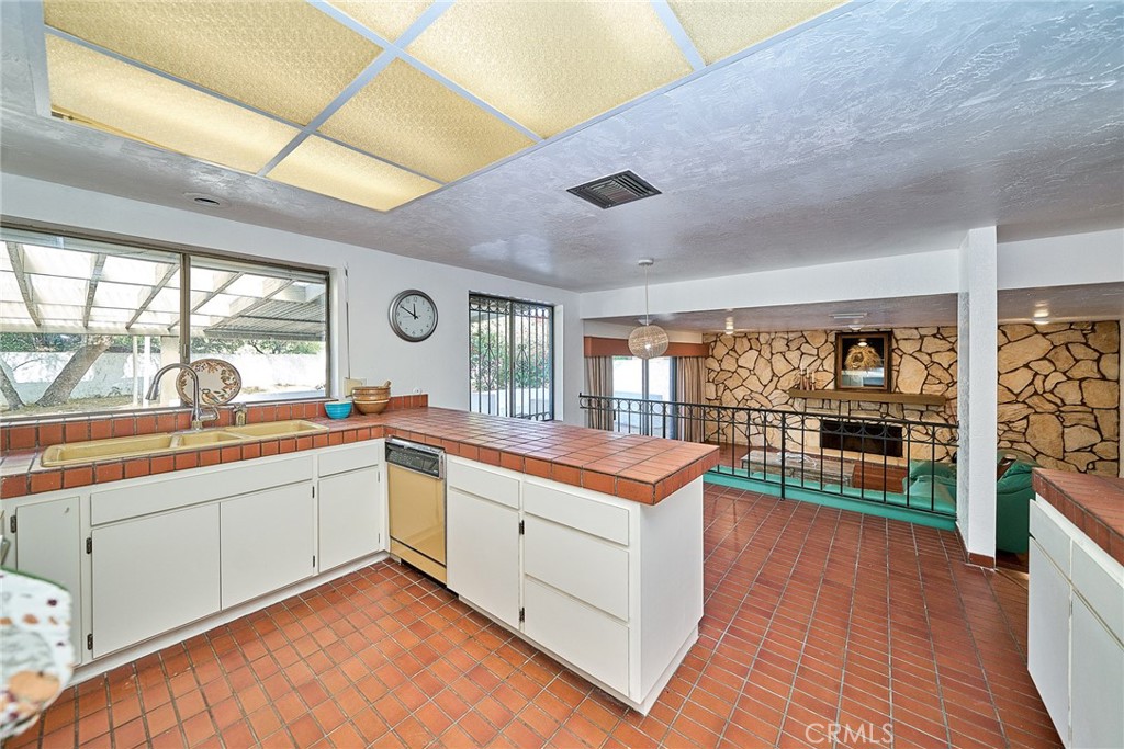 2049 Myers Street Riverside, CA 92503 - Photo 42 of 75