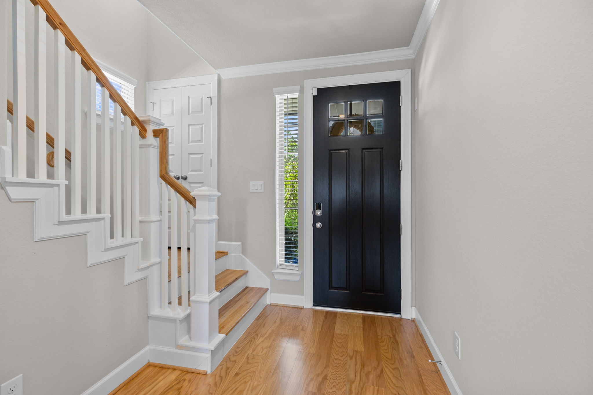 4004 Centre Meadow Way Houston, TX 77043 - Photo 5 of 33 Lower level