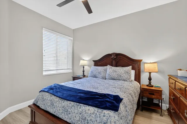 a view of front of house with a yard