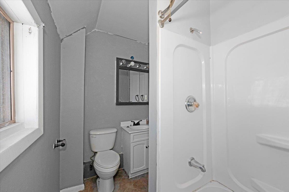 2616 North 21st Street Superior, WI 54880 - Photo 12 of 18