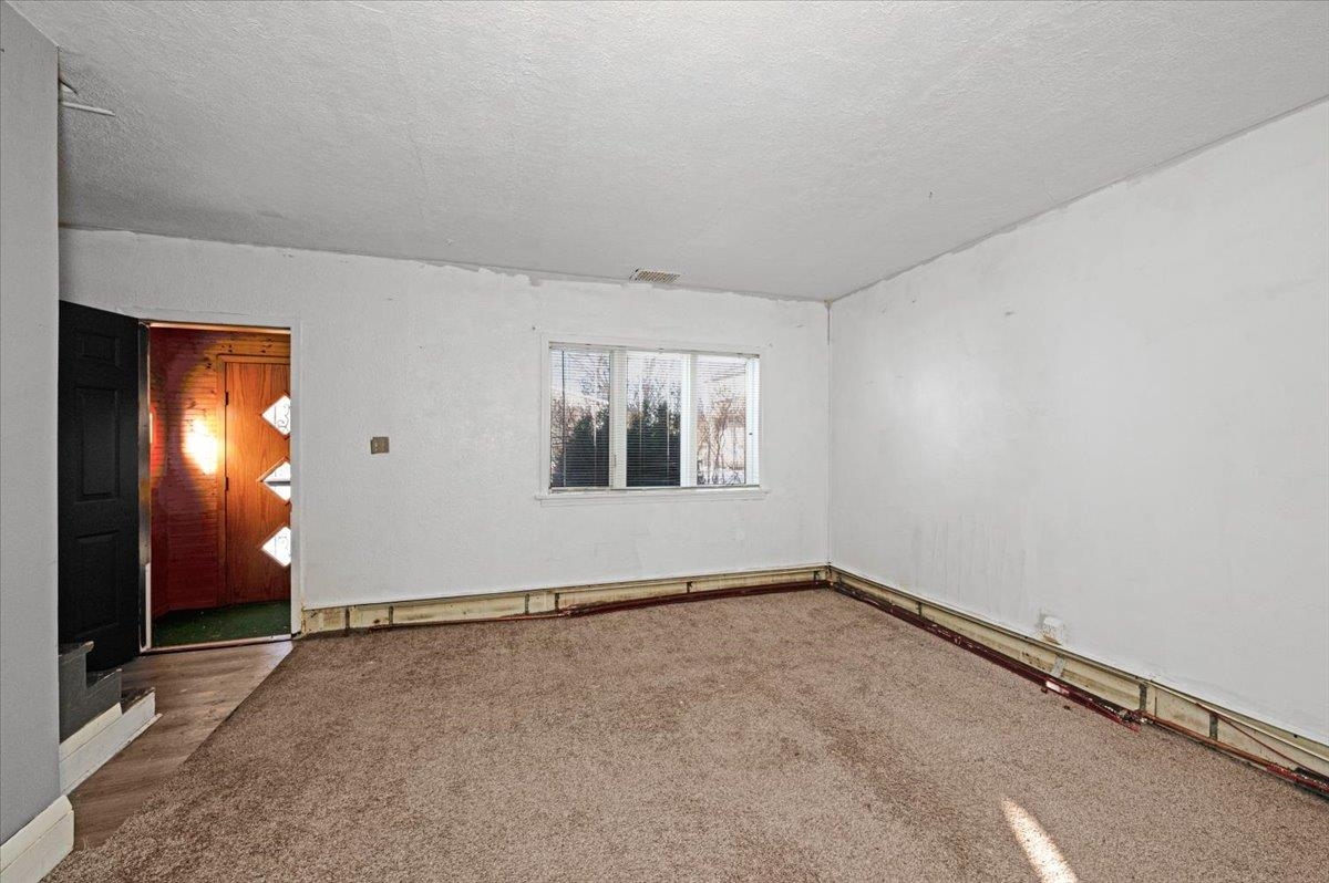 2616 North 21st Street Superior, WI 54880 - Photo 9 of 18