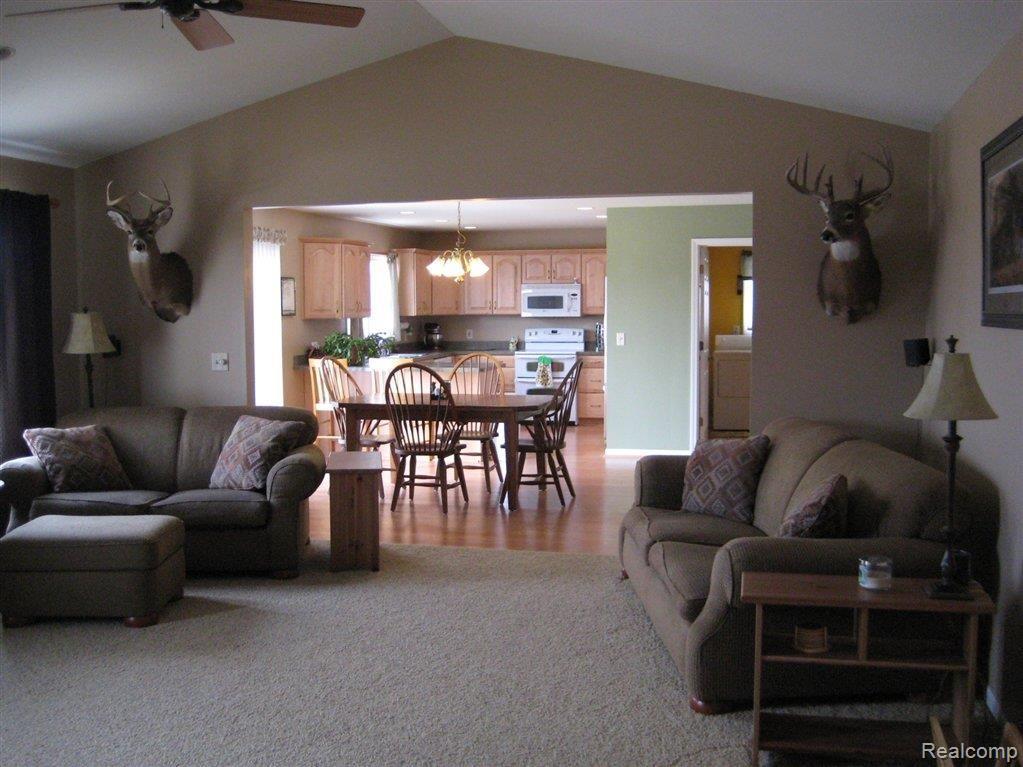 3423 Breen Road Emmett, MI 48022 - Photo 7 of 13 3423Breen 007.jpg